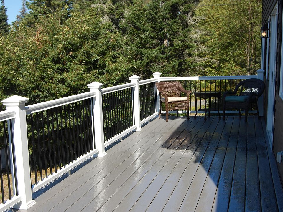 1st image of 48 Kingsley Farm Road