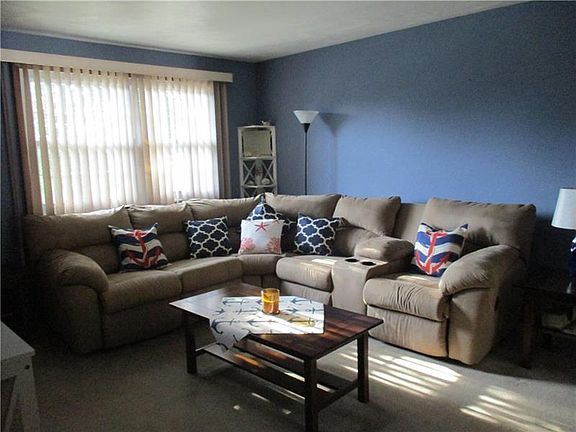 5th image of 18 Fitch Ln