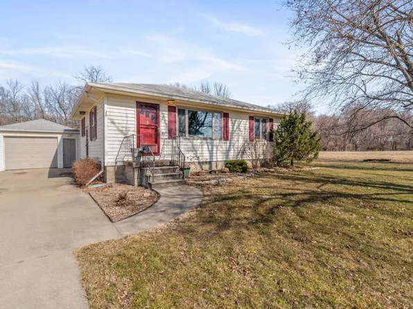 209 E Main St, Dunkerton, IA 50626