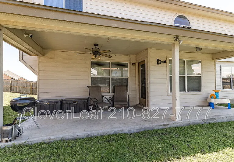 9715 Justice Ln — Photo 45