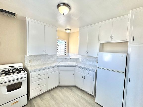 2nd image of 3760-3764 28th St #3762
