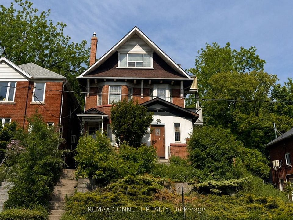 1st image of 115 Parkside Dr