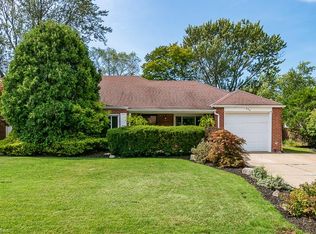 556 Walnut Dr, Euclid, OH 44132