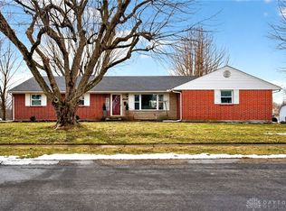 2364 Hemphill Rd, Dayton, OH 45440