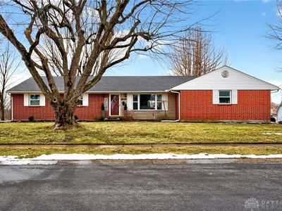 2364 Hemphill Rd, Dayton, OH, 45440