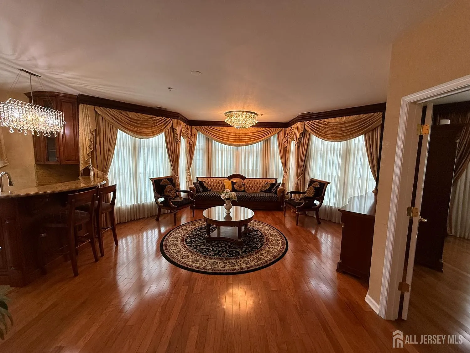 1202 Cedar Village Blvd photo 1
