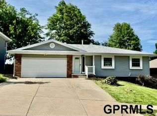 16404 Riggs St, Omaha, NE 68135