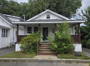 2617 Hendricks St, Schenectady, NY 12306