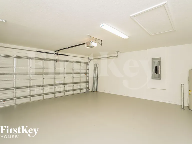 4285 SW Walker St — Photo 14