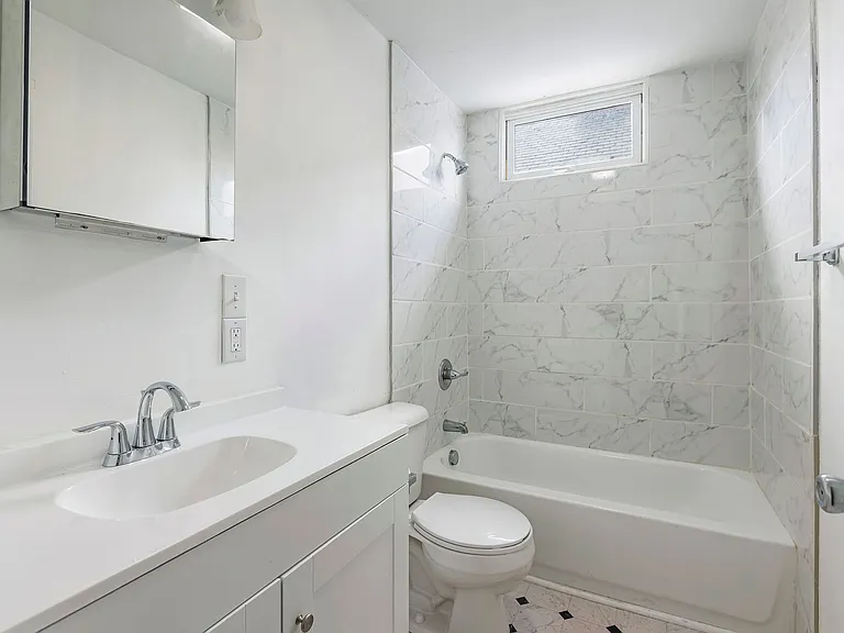 1709 Sherman Ave #2 — Photo 11