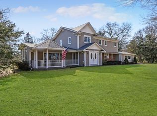 2 Midvale Ct, East Northport, NY 11731