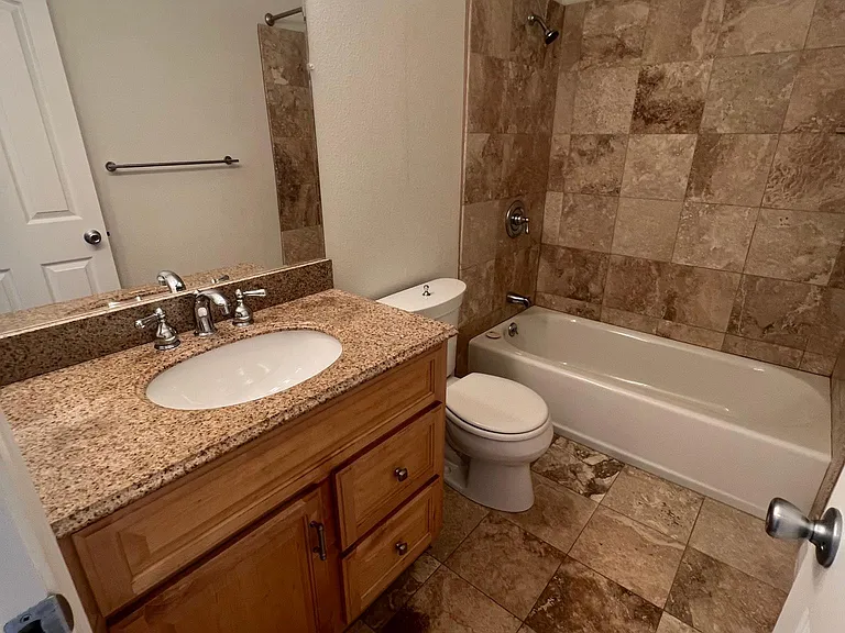 4015 Crown Point Dr #P6 — Photo 15