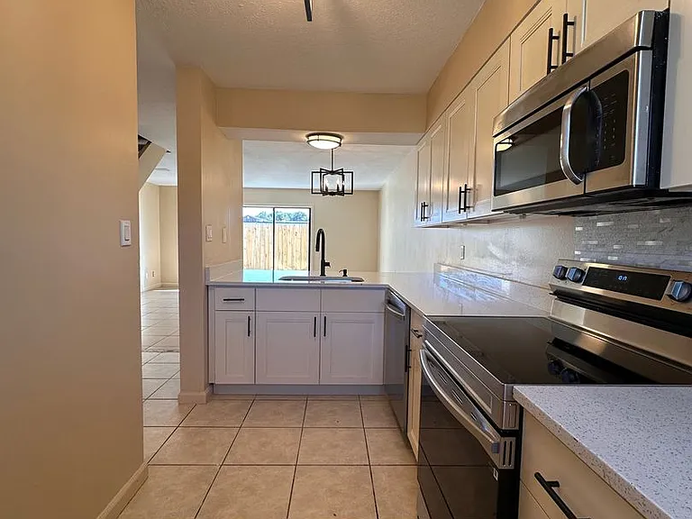 734 Legion Dr #74 — Photo 1