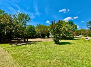 104 S Lamar St, Tioga, TX 76271