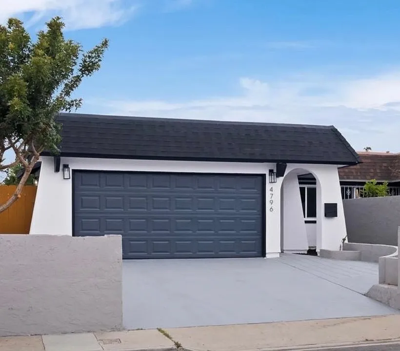 4796 Calle Los Santos