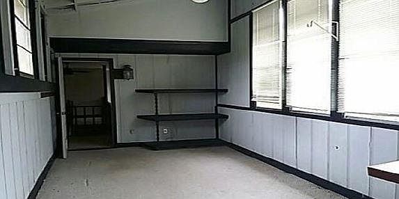 5th image of 2942 Bay St