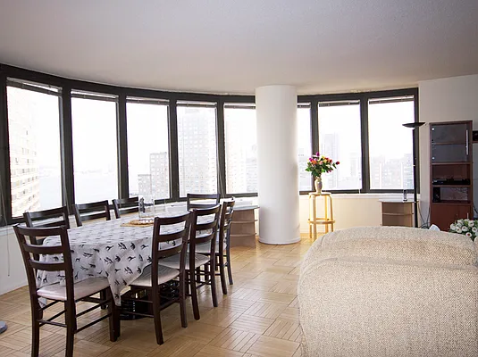 Sold by Thrasher Real Estate | media 35