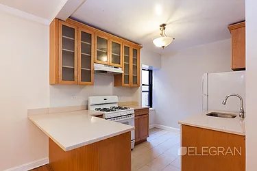 Rented by (Legacy) Elegran