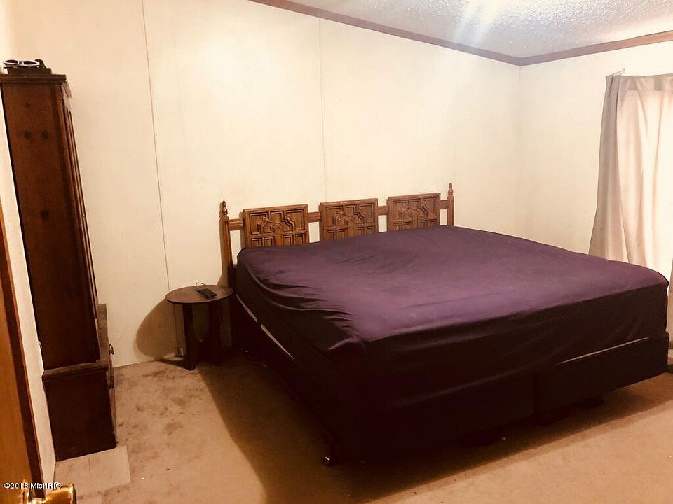 2nd image of 9447 210th Ave