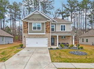 7409 Jennadee Dr, Fairburn, GA 30213