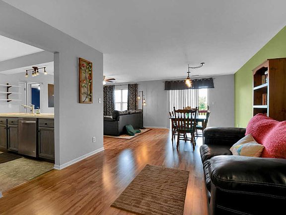 3rd image of 4309 Sunridge Dr APT H