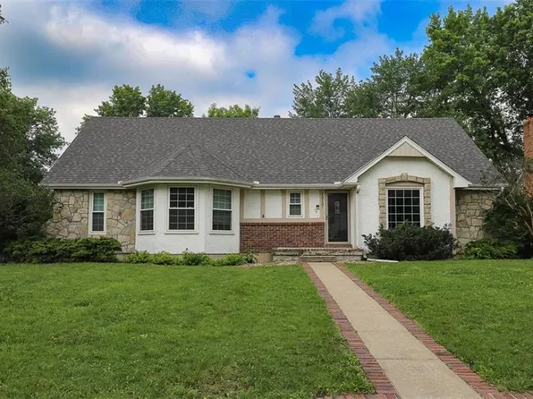 1313 NW 12th St, Blue Springs, MO 64015