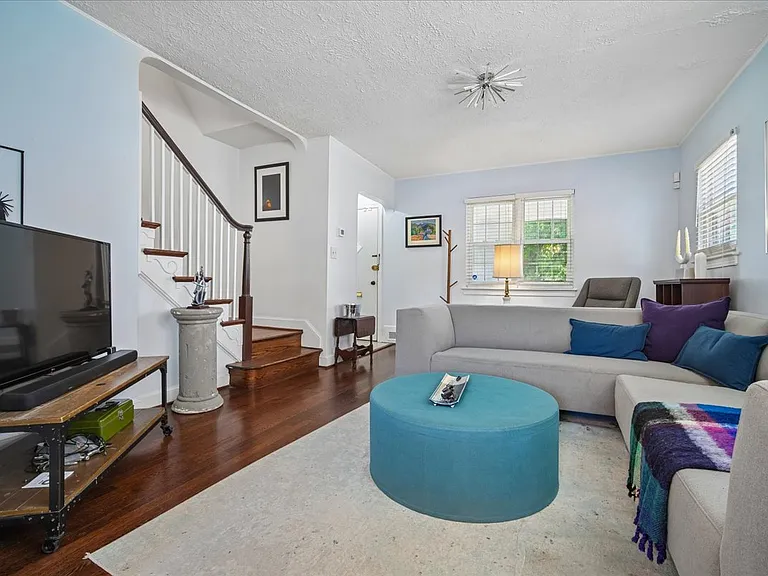 4621 12th St NE — Photo 10