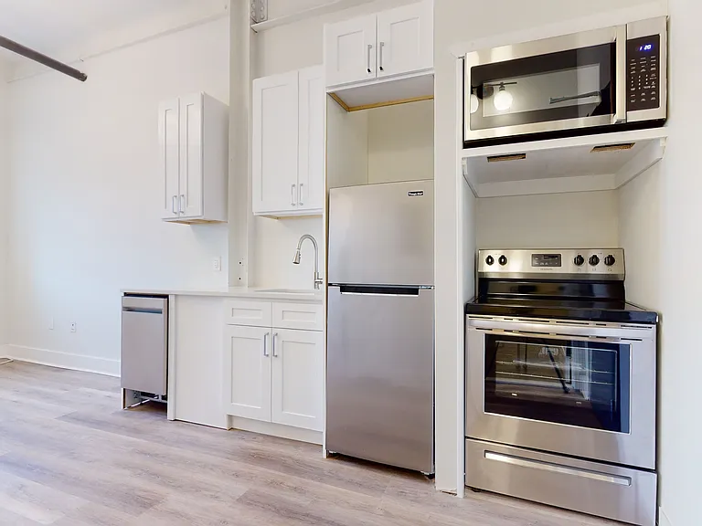 Fleetwood Lofts — Photo 77