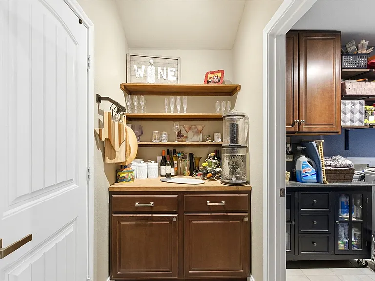 1036 Decker Dr — Photo 14