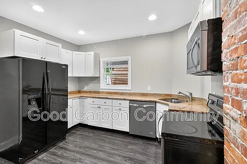 620 Auburn Ave #2 Photo 1