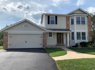 105 S Willow Grove Ct, Saint Peters, MO 63376