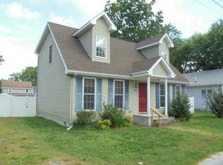 106 Howard St, Hebron, MD 21830