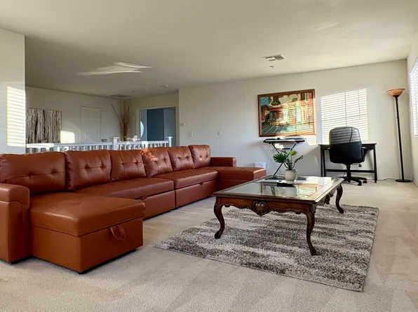 5925 Forest Oaks Pl, Fontana, CA 92336