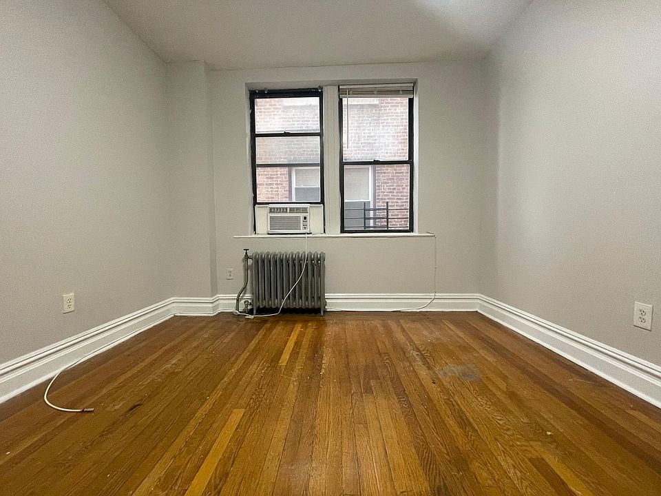 2nd image of 110 61st St #24L