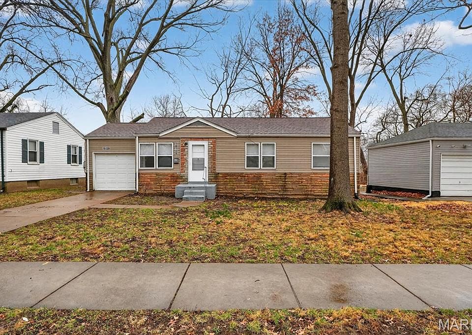 1st image of 10128 Ashbrook Dr