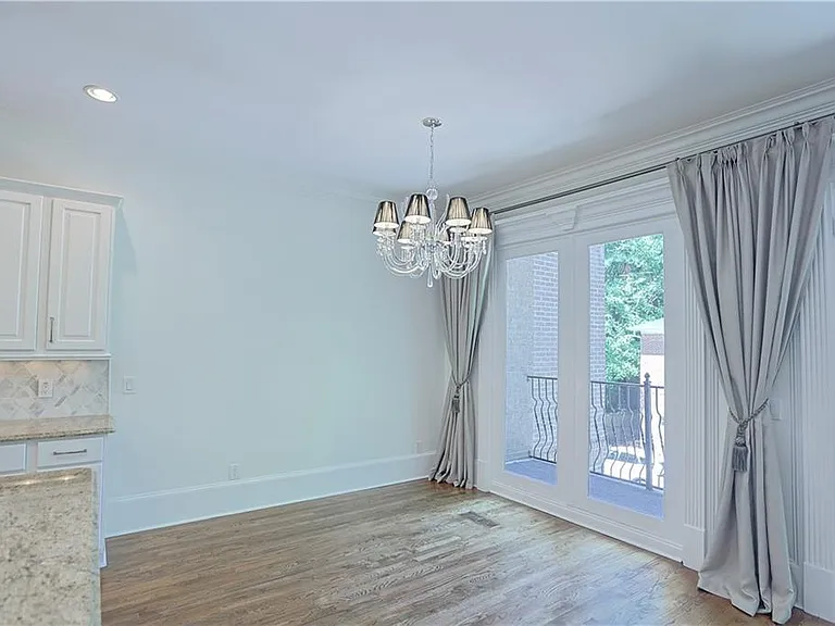 1296 Lenox Park Blvd — Photo 32