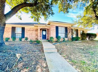 5400 Ridge Springs Ct, Arlington, TX 76017