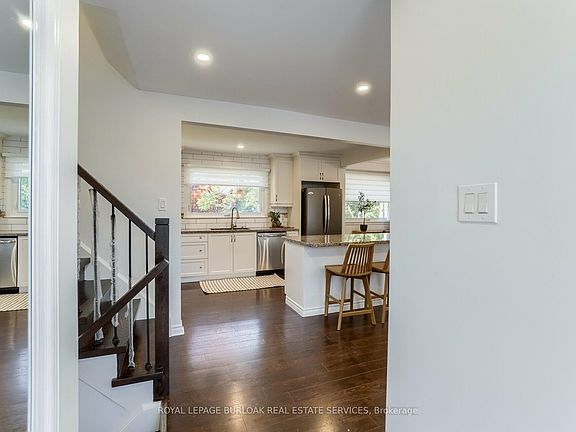 3rd image of 2121 Bridge Rd