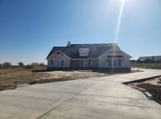 12109 Clastic Ct, Krum, TX 76249