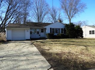 500 Willow Rd, Marengo, IL 60152