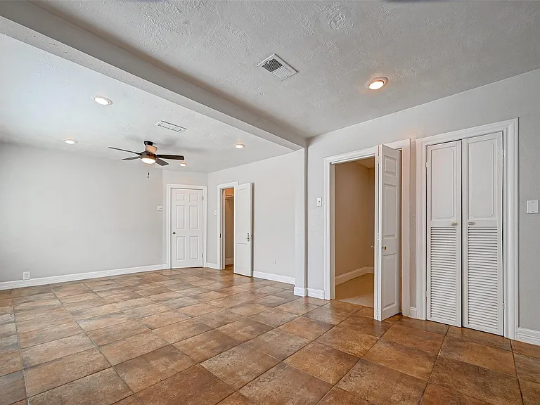 817 Eleanor St — Photo 35