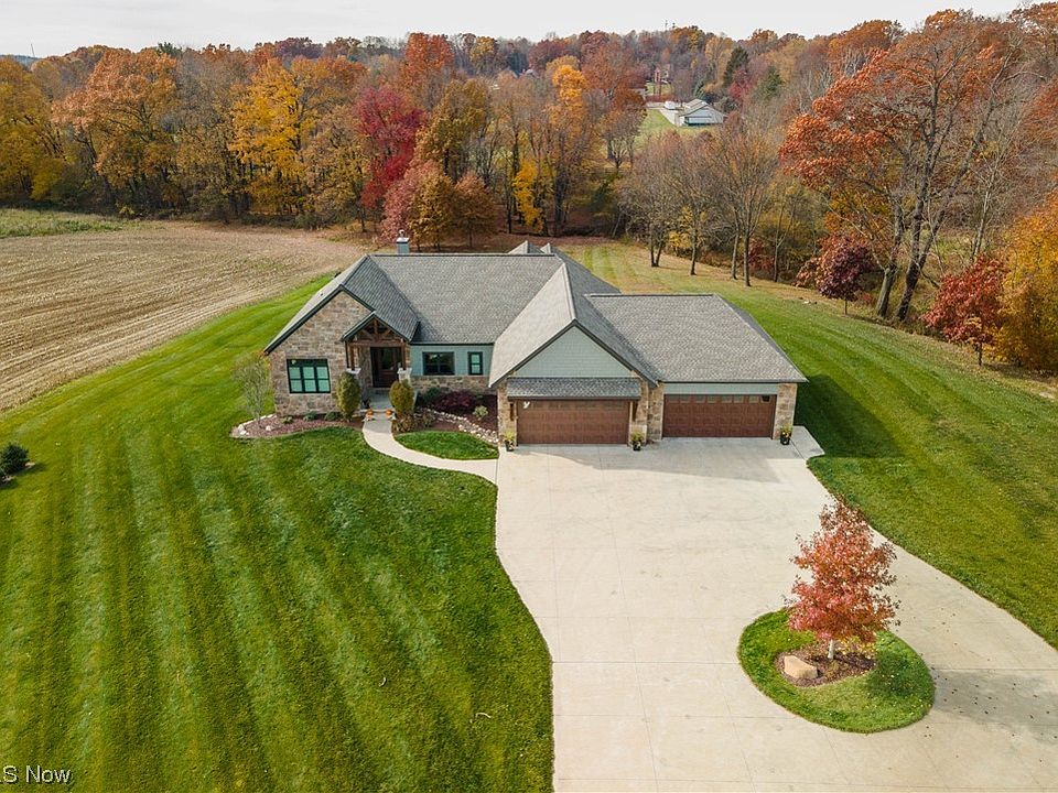 8804 Portage St NW, Massillon, OH 44646 MLS 4440663 Zillow