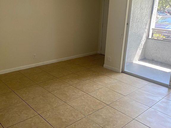 4th image of 601 Lyons Rd APT 7105
