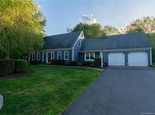 185 Shagbark Ct, Cheshire, CT 06410