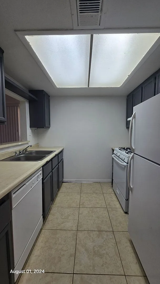Building Photo - 2883 Wheelwright Dr #6-D