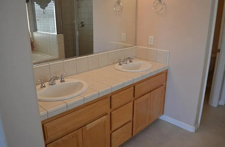 3708 Lauding Way — Photo 11