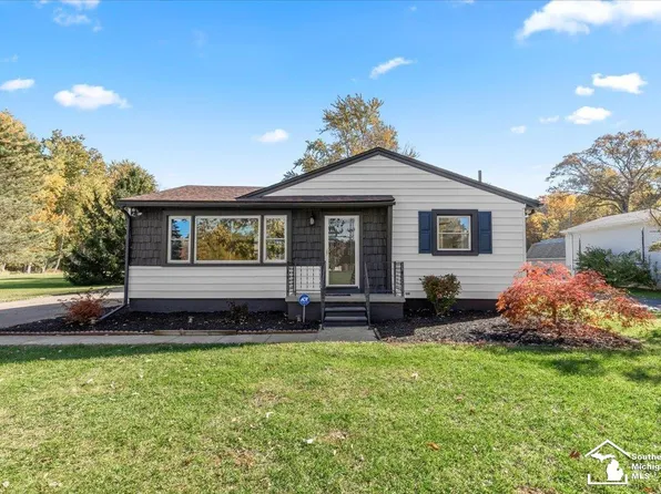 13199 Hannan Rd, Romulus, MI 48174