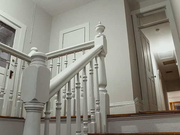 5th image of 411 N Upper St APT 3
