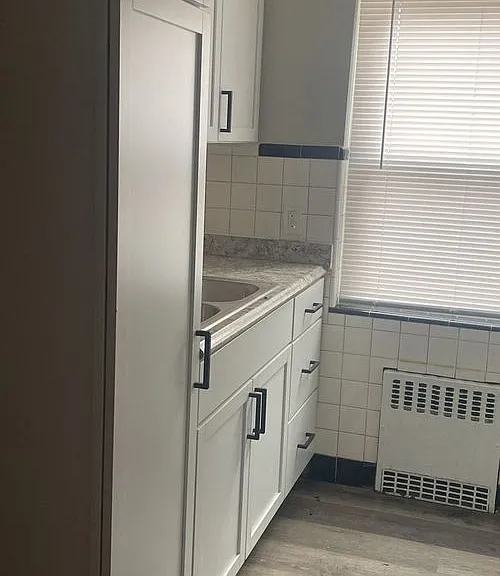 Newly Upgraded Apartments -The Courtyard at Park Hills, Minutes from Downtown — Photo 12