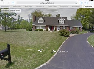2604 Shaker Rd, Lakeside Park, KY 41017